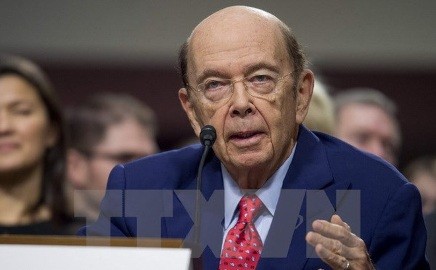 米上院、ロス氏の商務長官指名を承認　民主党も多数支持 - ảnh 1