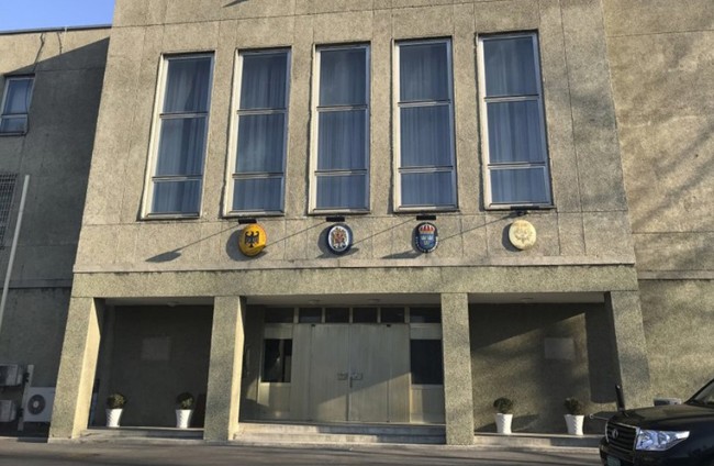 スウェーデンも駐朝鮮外交官を国外退避、新型コロナなど影響 - ảnh 1