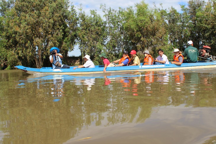 気候変動対策に対するラジオ放送の役割 - ảnh 1