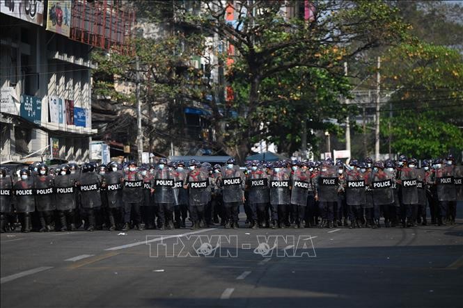 ミャンマー国軍「安定したら慎重に検討」　ASEAN暴力停止提言 - ảnh 1