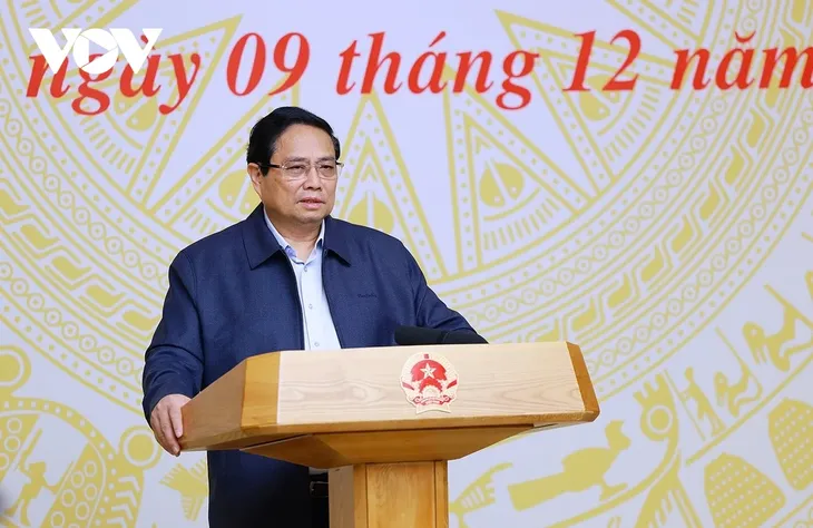 チン首相 中央表彰競争評議会第10回会議を主宰 - ảnh 1