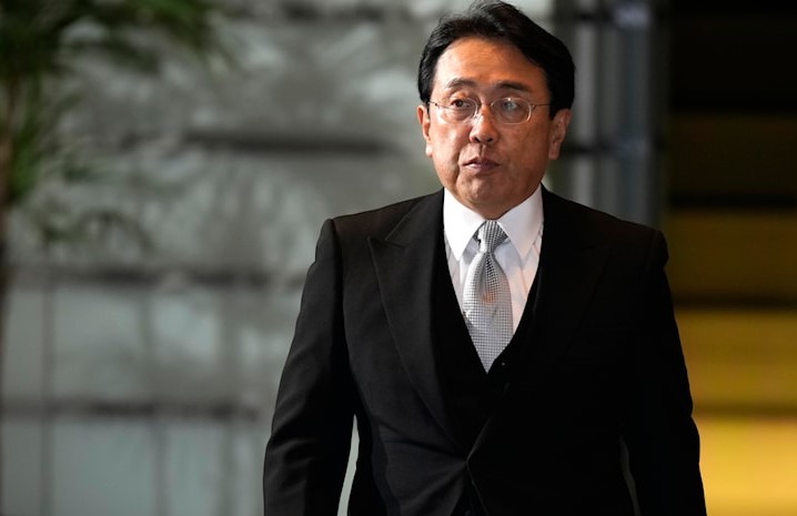 日本の赤澤経済再生相 アメリカへ出発 “トランプ関税”初交渉へ - ảnh 1