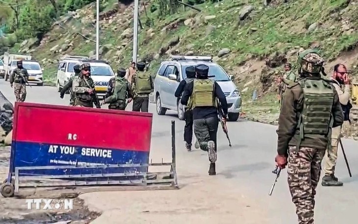 インドのテロ事件に対するベトナム指導部からのお見舞い - ảnh 1