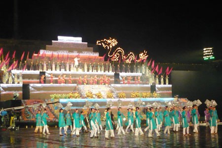 Tahun Pariwisata Nasional 2012 - Kesempatan emas bagi kota Hue - ảnh 1