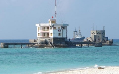 Tiongkok  harus mengadakan perundingan bersama dengan semua negara yang sedang punya sengketa di Laut Timur - ảnh 1