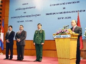 Aktivitas memperingati ultah ke-45 Penggalangan hubungan diplomatik Vietnam-Kamboja - ảnh 1