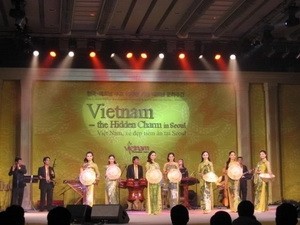 Pembukaan Festival Kebudayaan dan Pariwisata  Vietnam di Republik Korea - ảnh 1