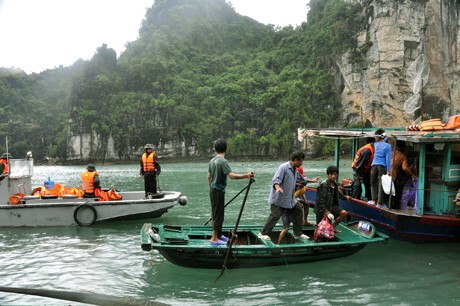 Menikmati  paket wisata:  sehari menjadi  seorang nelayan - ảnh 3