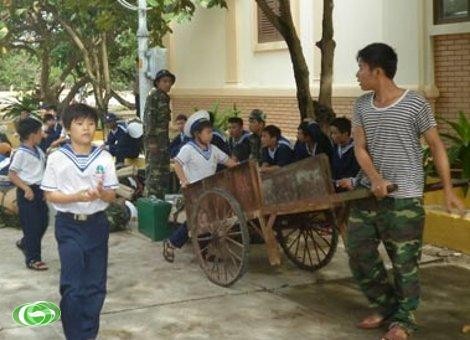 Tonggak-tonggak kedaulatan dan  perasaan rakyat terhadap kepulauan Truong Sa - ảnh 4