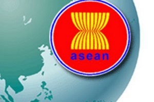 ASEAN memperkuat  usaha mendorong perdagangan intra kawasan. - ảnh 1