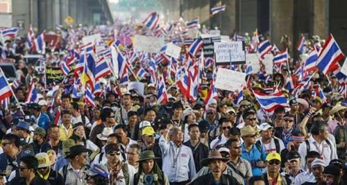 Thailand: Pemimpin demonstrasi menyatakan menghentikan kampanye “menduduki Bangkok” - ảnh 1