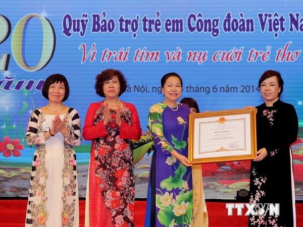 Vietnam  selalu memberikan perhatian khusus terhadap anak-anak - ảnh 1