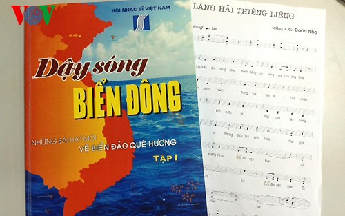 Banyak aktivitas  yang berkiblat ke laut dan pulau di beberapa daerah - ảnh 1