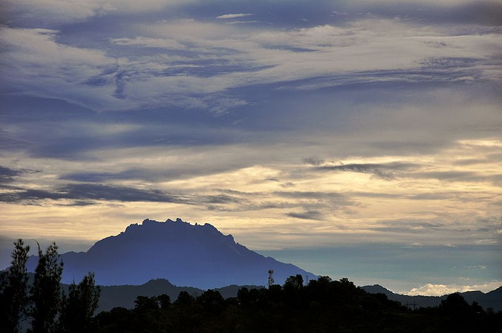 Warna-warni Kota Kinabalu - ảnh 2