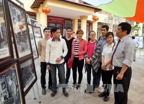 Pameran foto Jenderal Vo Nguyen Giap  di provinsi Thai Nguyen - ảnh 1