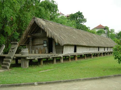 Berwisata di dukuh-dukuh  kediaman warga  etnis-etnis di provinsi Dac Lac - ảnh 2