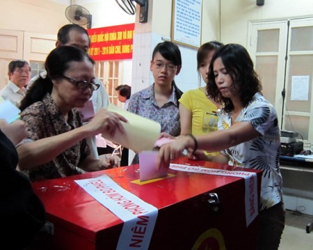 Referendum memanifestasikan fikiran mengambil rakyat sebagai pangkal - ảnh 1