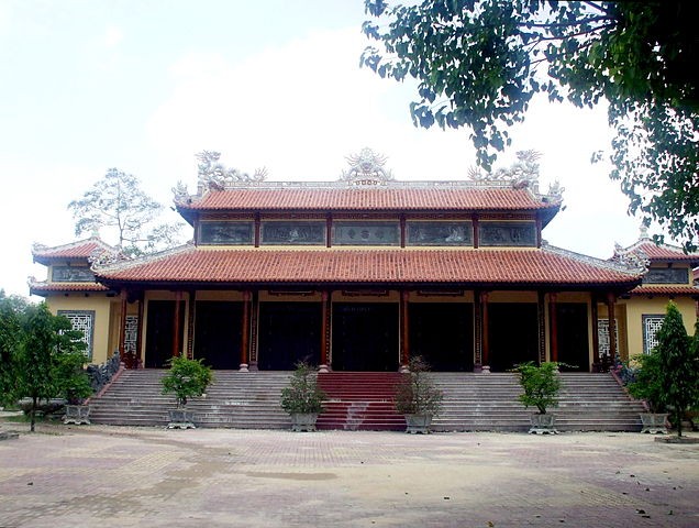 Paogda-pagoda Hue – arsitektur yang khas di Vietnam - ảnh 3