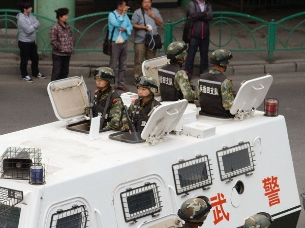 Tiongkok mengumumkan Buku Putih tentang situasi sosial-ekonomi di  zona otonomi Xinjiang. - ảnh 1