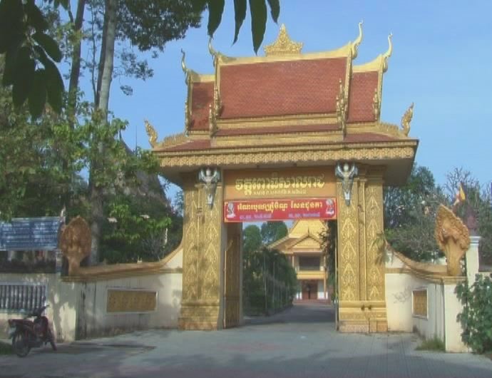 Penyelenggaraan pertemuan untuk menyambut pesta Sene Dolta tradisional  dari warga etnis Khmer - ảnh 1