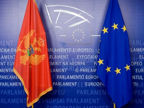 NATO  dengan resmi menandatangani protokol untuk mempromosi Montenegro - ảnh 1