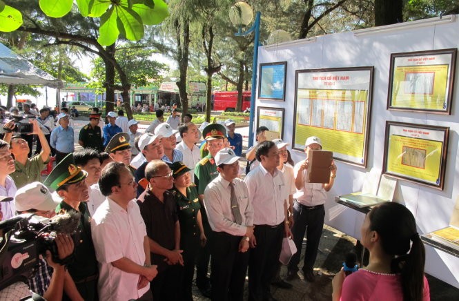 Pameran peta dan dokumen: “Hoangsa, Truong Sa wilayah Vietnam: Bukti-bukti sejarah dan hukum” di pronvisi Nghe An - ảnh 1