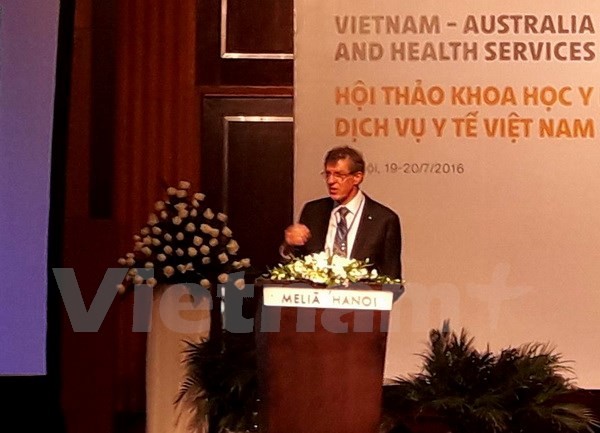 Vietnam  dan Australia  tukar menukar pengalaman tentang ilmu kedokteran dan jasa kesehatan - ảnh 1