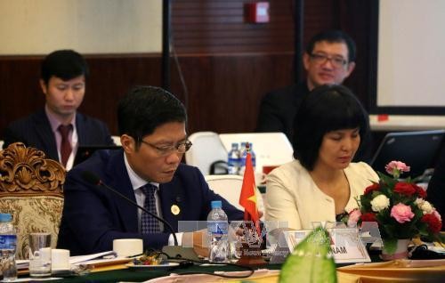 Vietnam-Filipina mempelajari soal memperpanjang  waktu permufakatan perdagangan tahap 2017-2020 - ảnh 1