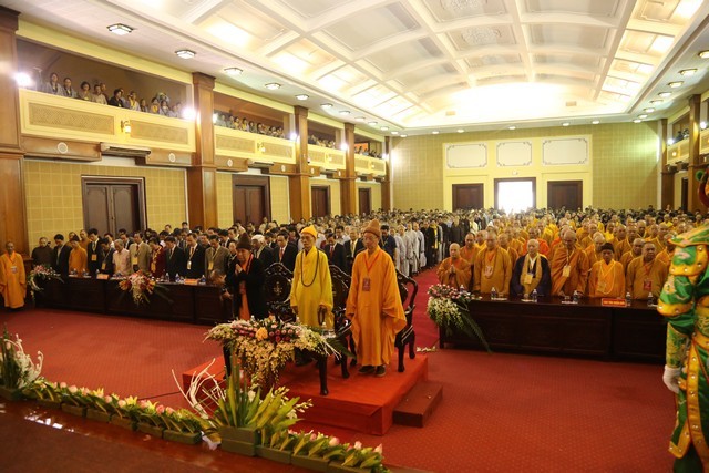 Upacara mega peringatan ultah ke-35  berdirinya Sangha Buddha Vietnam - ảnh 1