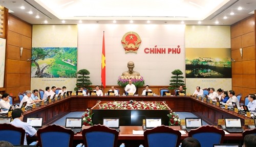 Pemerintah Vietnam mengadakan sidang periodik untuk bulan November 2016 - ảnh 1