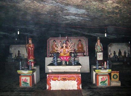 Pagoda Hang di pulau Ly Son, provinsi Quang Ngai - ảnh 2