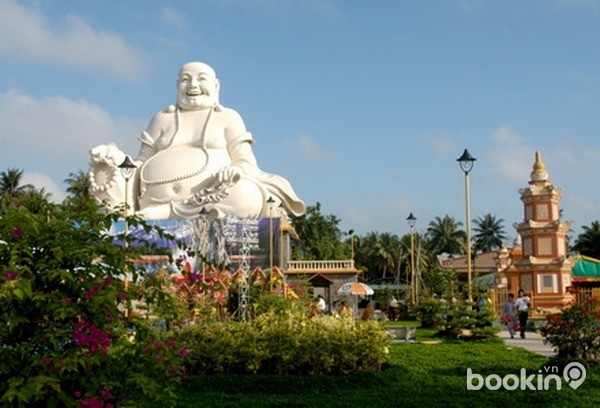 Keindahan pagoda Vinh Trang di provinsi Tien Giang - ảnh 3