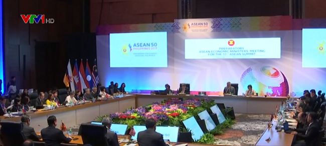 Konferensi tingkat Menlu  untuk persiapan bari  KTT ASEAN kali ke-31 dan semua KTT yang bersangkutan - ảnh 1