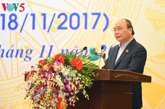 PM Vietnam, Nguyen Xuan Phuc menghadiri Hari Persatuan Besar Nasional di  kecamatan Dien Bien, distrik Ba Dinh, Kota Hanoi - ảnh 1