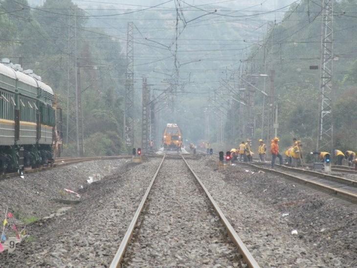 Tiongkok mulai membangun jalan kereta api ekspres yang menuju ke ASEAN - ảnh 1