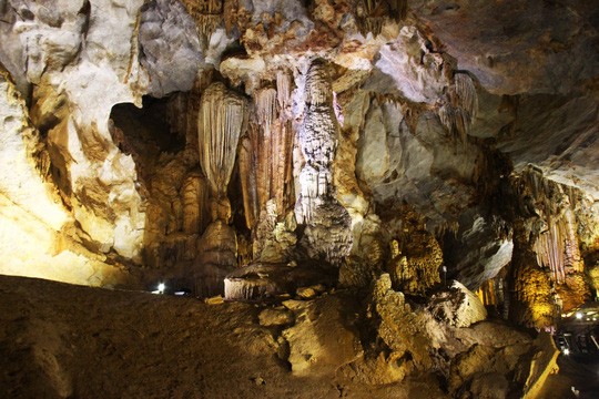 Taman Nasional Phong Nha-Ke Bang- destinasi yang menarik bagi para wisatawan - ảnh 6