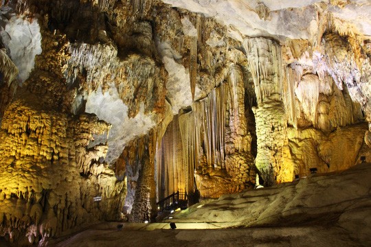 Taman Nasional Phong Nha-Ke Bang- destinasi yang menarik bagi para wisatawan - ảnh 7