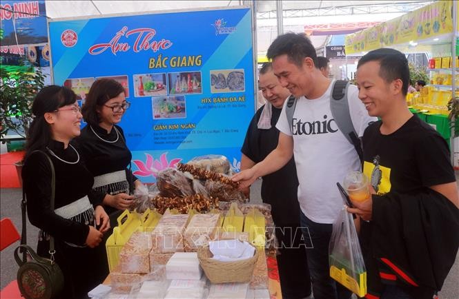 Pekan Raya Perdagangan, Pariwisata Internasional Vietnam-Tiongkok (Mong Cai- Dōngxìng) tahun 2019 - ảnh 1