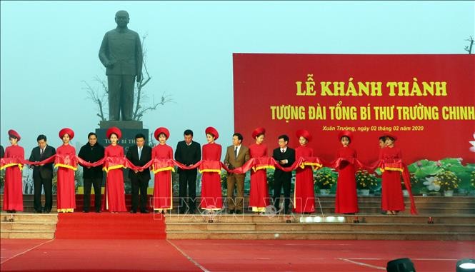 Meresmikan Tugu Monumen Sekjen  Truong Chinh - ảnh 1