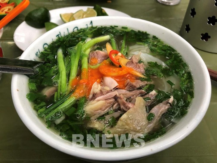 Hari Pho: Menghargai Kuliner Vietnam - ảnh 1