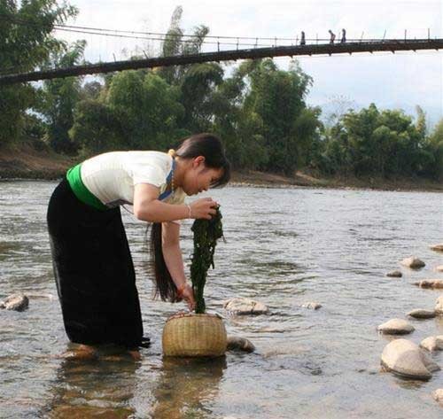 La gastronomie des Thais noirs à Dien Bien - ảnh 1