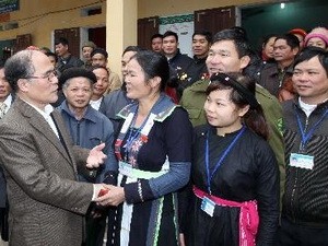 Nguyen Sinh Hung en visite dans la commune de Thien Ky, province de Lang Son - ảnh 1