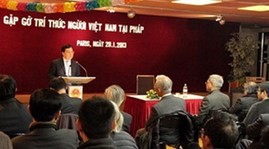 Overseas Vietnamese intellectuals meet in France  - ảnh 1