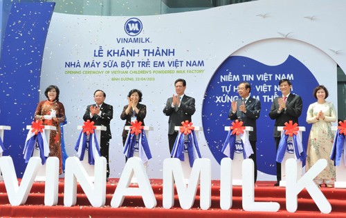 Vinamilk inaugurates powdered milk factory  - ảnh 1