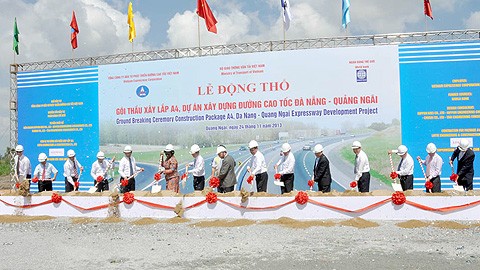 Construction of Da Nang-Quang Ngai Highway project kicks off - ảnh 1