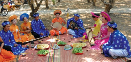 Amateur singing program in preparation for national festival  - ảnh 1