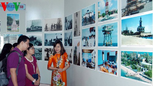 Lam Dong hosts an exhibition of Vietnam’s sovereignty over Truong Sa and Hoang Sa archipelagos - ảnh 1