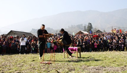 Dance festival of the red Dao  - ảnh 2