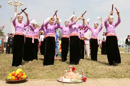 Interesting wedding ritual of the Muong - ảnh 1