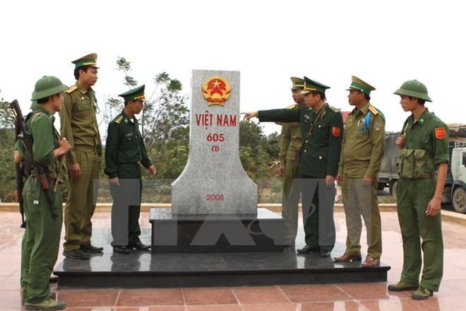 Completing markers planting along Vietnam-Laos border - ảnh 1